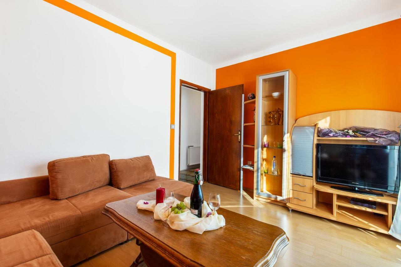 Ruza Apartment Senj  Ngoại thất bức ảnh